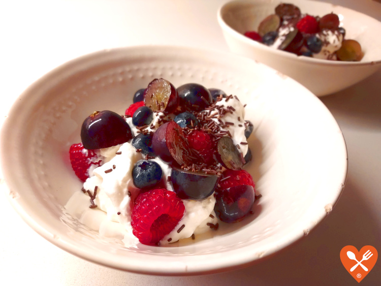 Recetas de Cenas fáciles - Frutos Rojos con Yogur